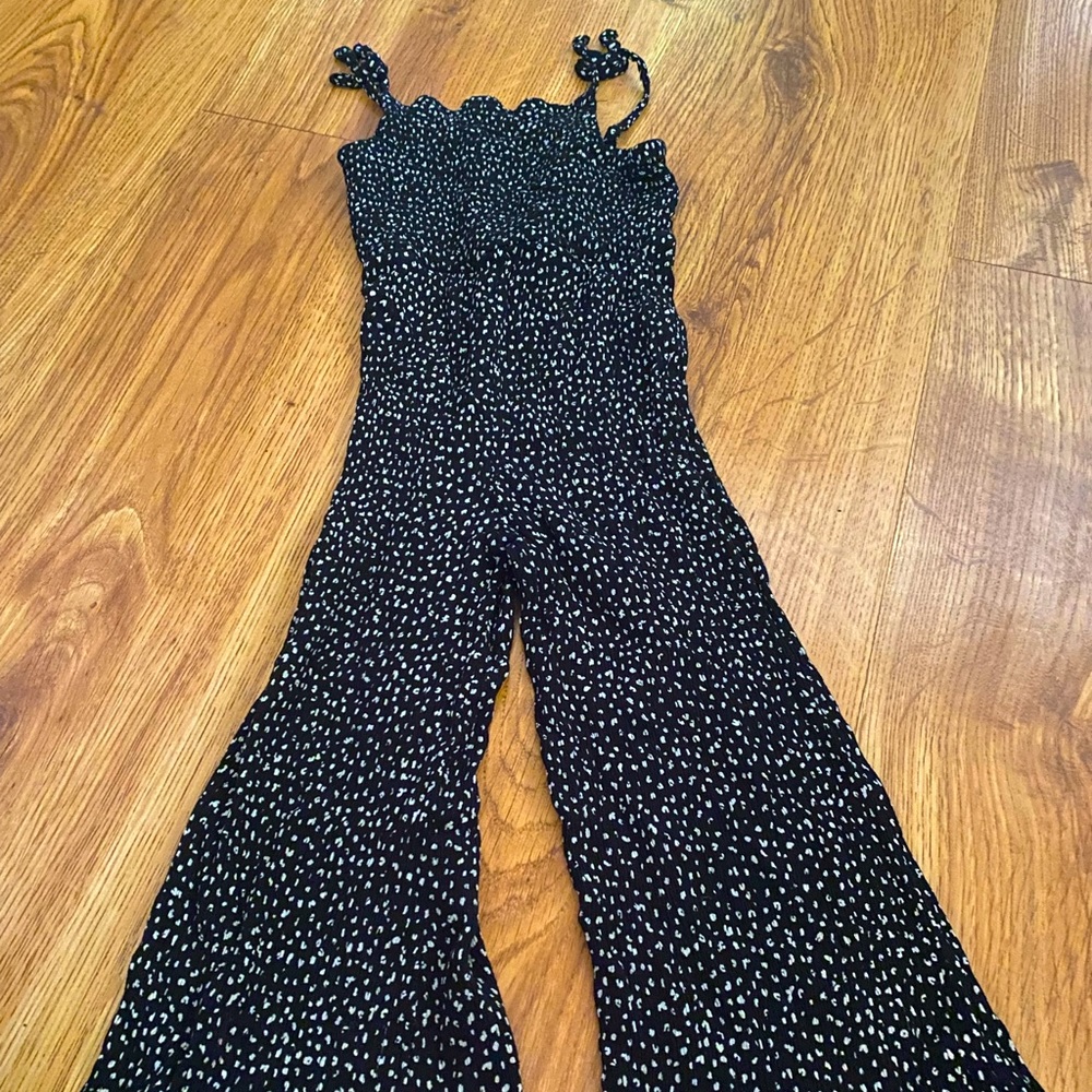 Kids black jumpsuit.
